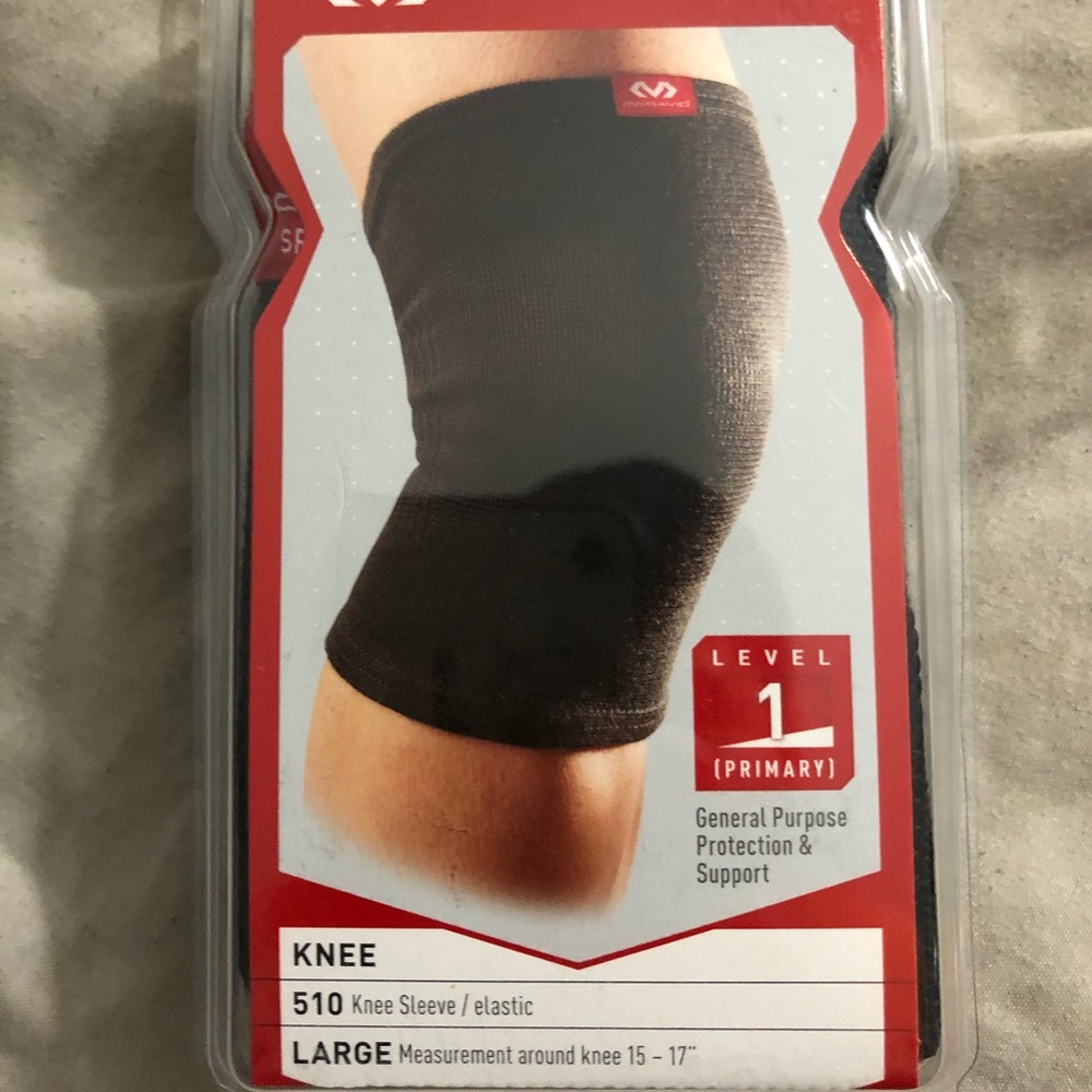 knee sleeve black men’s size large
